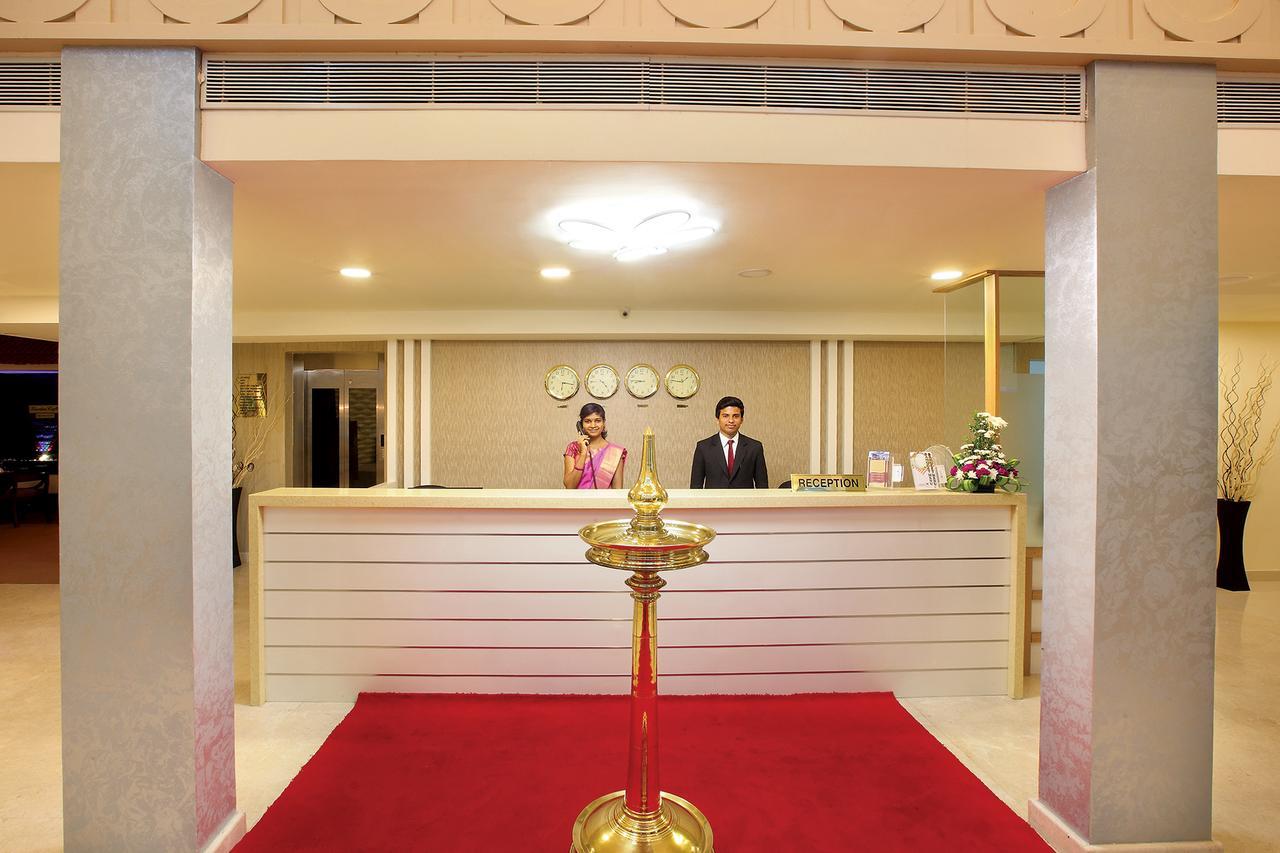 乔伊斯公寓式酒店 戈德亚姆 外观 照片